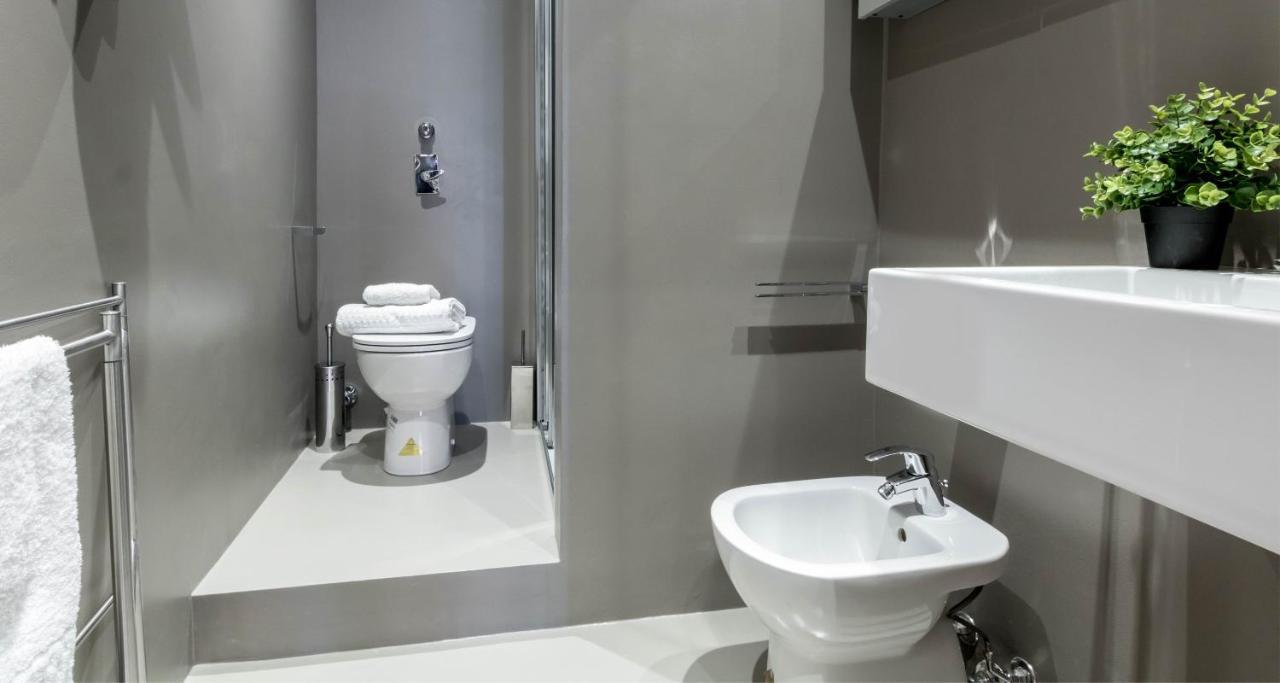 Joivy Spacious 1 Bedroom Apt Near S Agostino Metro Milan Exterior photo